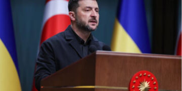 Lufta në Ukrainë, Zelensky: Javën e ardhshme takim i nivelit të lartë për t’i dhënë fund luftës