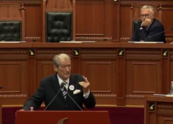 Bëri deklarata fyese ndaj ambasadorit të BE, PS kërkon përjashtimin e Berishës nga Kuvendi