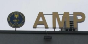 Ndërhyri në sistemin e gjobave, pezullohet polici në Elbasan