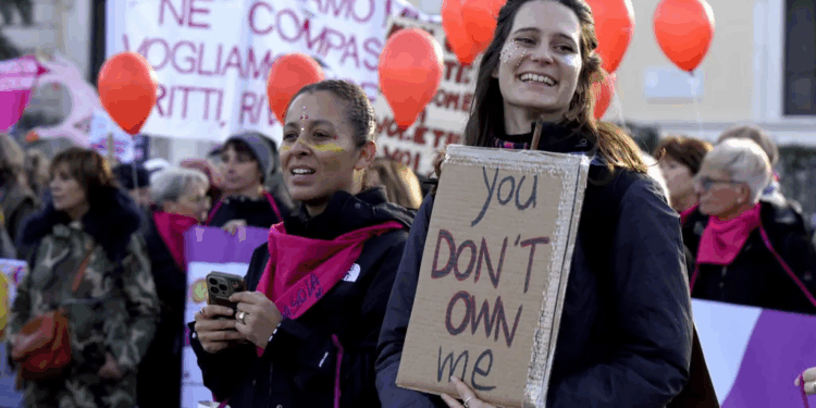 Femicidi shpallet si krim më vete në Itali! Ligji: Burg të përjetshëm, pa marrë parasysh rrethanat