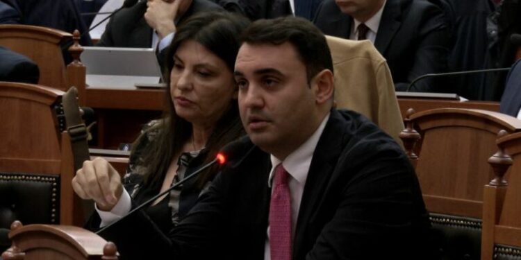 Këlliçi: Lekët e vjedhura nga Balluku për Llogaranë, mund të shkonin për pensionistët