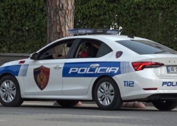 Mashtronin në emër të Postës Shqiptare/ Zbardhet skema e grabitjes, si përdornin faqe false