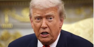 Administrata Trump nis procesin e riintervistimit të refugjatëve të pranuar në SHBA nga Biden