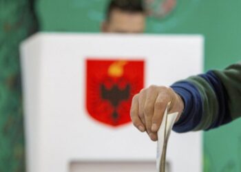 Zgjedhjet lokale , të rinjtë “braktisin” kutitë e votimit. Mbyllet procesi i numërimit, kryeson PS