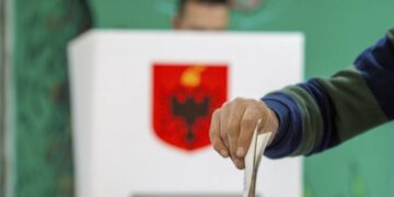 Zgjedhjet lokale , të rinjtë “braktisin” kutitë e votimit. Mbyllet procesi i numërimit, kryeson PS