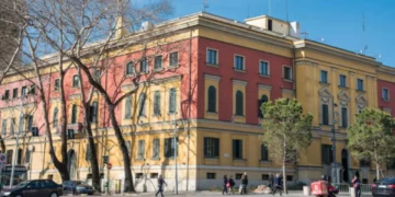 Qeveria shqiptare kundër FMN: Nuk cenohet qëndrueshmëria fiskale, po ecim sipas direktivave të BE