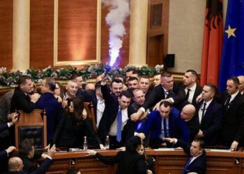 Vijon jehona në mediat ndërkombëtare, BILD: Zv/kryeministrja akuzohet për korrupsion, opozita në..