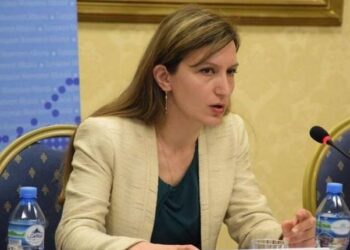 Kanosi shtetasin e huaj, “arrest në shtëpi” për Drejtoreshën e Antitrafikut. Alma Bime i dogji …..