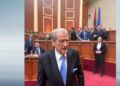 Tensionet në Kuvend, Berisha futet live në Facebook: Shkoni gjeni Agasin