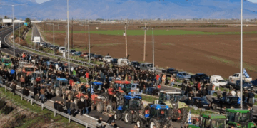 Vijon protesta e fermerëve në Greqi, bllokohet sërish aksi rrugor Kakavijë-Janinë