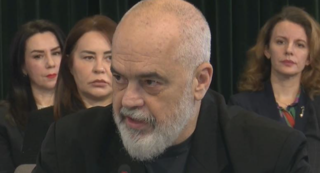 “Do të dekriminalizojmë shpifjen për gazetarët”, Rama: Nuk kemi pasur ndër vite padi për ta