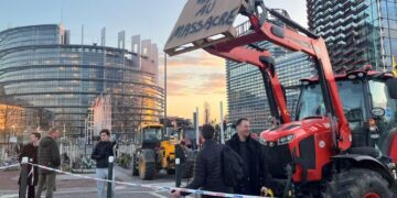 Qeveria franceze bën thirrje për armëpushim për Krishtlindje në protestat e fermerëve