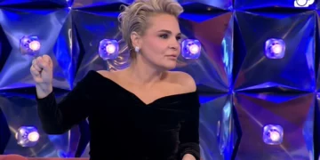 “Nuk i them Ilir, por Vrenozi”/ Kryemadhi me batuta: E kam më kollaj