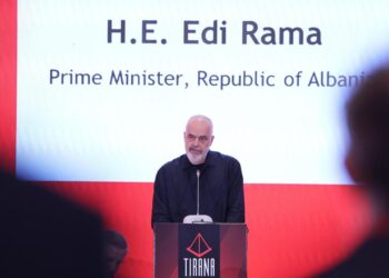 Mikut tim do t’i tregoj një truk”, batuta e Ramës: Tha se vitin tjetër donte të bëheshim më të