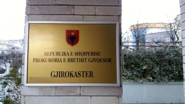 Fshehje e të ardhurave, Prokuroria Gjirokastër lëshon 4 urdhër ndalime