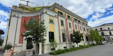 Publikohen emrat e zyrtarëve nën masa pas prishjes së pallatit