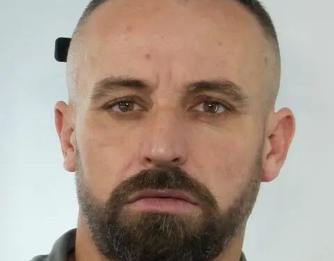 Greqi: Arrestohet shqiptari i dyshuar për abuzim ndaj të miturve; policia publikon foton