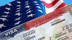 SHBA: Trump ashpërson rregullat, turistët të dorëzojnë historikun 5-vjeçar të rrjeteve sociale