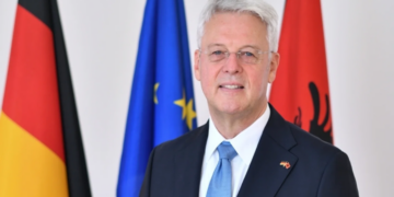 Ambasadori Bergner uron Klodian Brahon për sukses në detyrën e re në SPAK