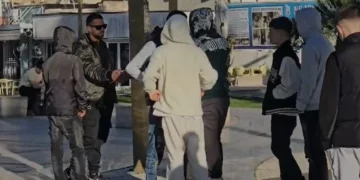 Protesta e dytë në Durrës për 15-vjeçarin që u vra me thikë, në sheshin Liria vetëm pak pjesëmarrës