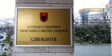 Gjirokastër — 4 të ndaluar për fshehje të ardhurash; u sekuestruan para në valuta të ndryshme.