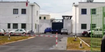Dështon arratisja e 31-vjeçarit nga burgu i Shënkollit
