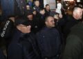 Ish-deputeti i PS, Vladimir Kosta i bashkohet protestës së Lapajt kundër Ramës