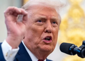 Ndalimi i udhëtimit në SHBA, Trump shton vende të reja në listë