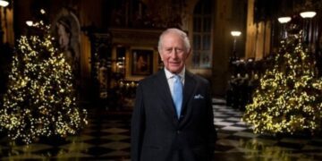 Mbreti Charles mesazh për unitet në ditën e Krishtlindjeve: Të jemi bashkë për një botë më të mirë