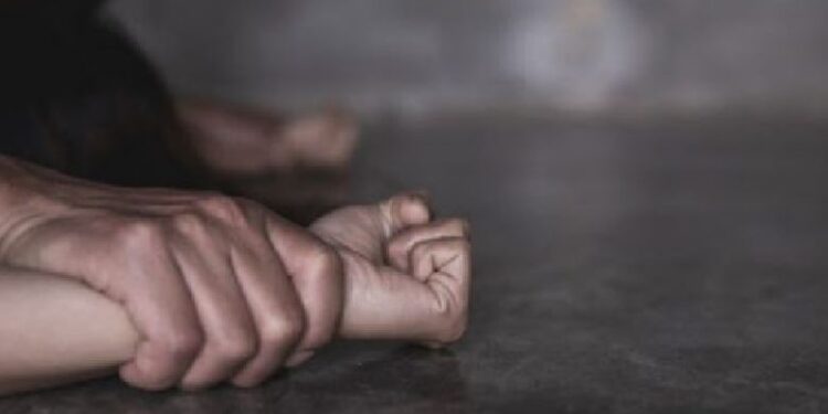 Skandal në Korçë 12-vjeçarja mbetet shtatzënë pas përdhunimit nga 70-vjeçari, ishte mik i familjes