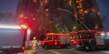 Tragjedia në Hong Kong, konfirmohen 151 viktima, 13 të arrestuar