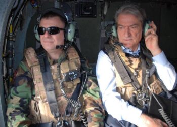 Gjunkshi, pas takimit me Salianjin, emërohet këshilltar sigurie në PD dhe falënderon Berishën