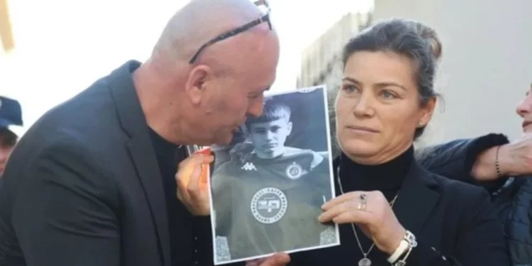 Nëna e Martin Canit: “Mos na i merrni fëmijët” pas vdekjes së adoleshentit nga Durrësi
