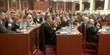 Mazhoranca rrëzon kërkesën e opozitës, Avokati i Popullit zgjidhet sot