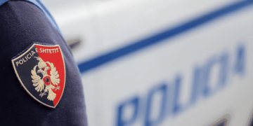 Proda shkarkon nga detyra drejtorin e policisë së Lezhës ,shefat e komisariateve në Dibër dhe Kamëz