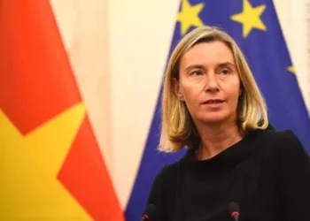 U mor në pyetje për 10 orë , Mogherini mbrojti veten para hetuesve: Procedura ishte transparente