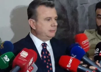 Balla: PD të shohë punën e saj, emocionet do t’i kalojnë pas gjelit të detit dhe bakllavasë