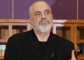 Rama me nxënësit ekselentë: Jeni shembujt pozitiv dhe motivues