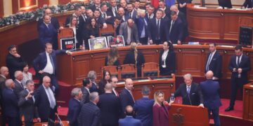 Niko Peleshi: Institucionet e Republikës janë vlerë e përbashkët, jo arena për beteja