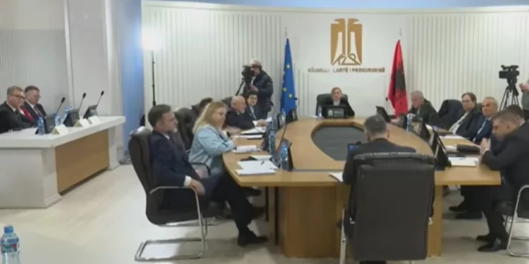 “Nëse të votoj sot dhe vij në zyrën tënde për çështje personale…”/ Xholi anëtares së KLP