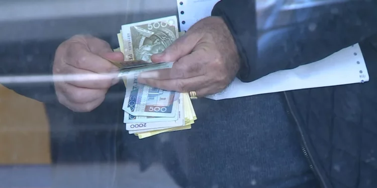 Publikohet vendimi, këto kategori përfitojnë nga kompensimi i të ardhurave mujore të pensionit