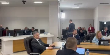 Gara për kreun e SPAK,Xholi: Më tepër qëndroj me trupën e SPAK se me familjen time