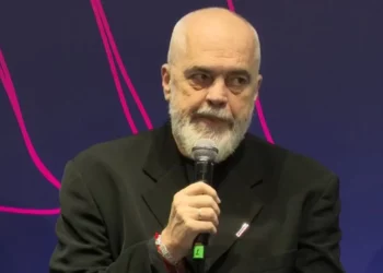 Rama takim me komunitetin e biznesit: Paqja Fiskale, përcaktim i tavanit të ri të fitimit.