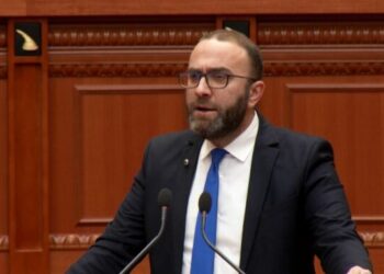 Bardhi: Interpelancë me Ramën për Ballukun. E ktheu Kryeministrinë në zyrë avokatie