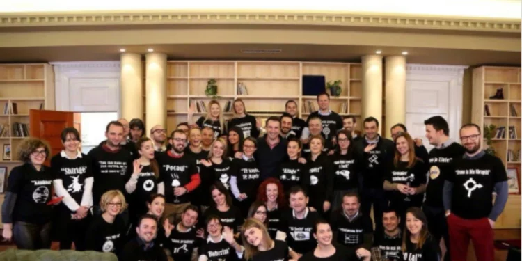 Anuela Ristani ka uruar kryebashkiakun Erion Veliajn për 36-vjetorin e lindjes.