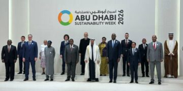 Rama në Abu Dhabi, ndan foton zyrtare nga Samiti i Javës së Zhvillimit të Qëndrueshëm,