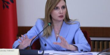 Tabaku: 500 milionë euro për AKSHI-n, por shërbimet dixhitale nuk funksionojnë!