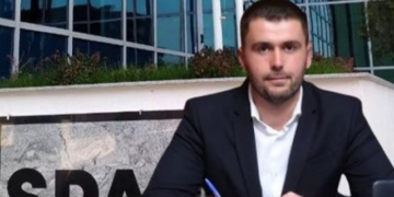 Dështon sërish seanca për kryebashkiakun e Rrogozhinës, Edison Memolla rrezikon të humbasë detyrën