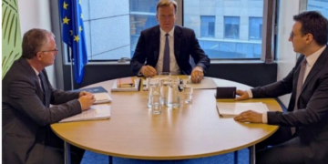 Bruksel/ Rikthehet dialogu Kosovë-Serbi