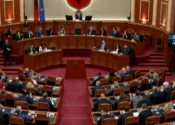 Me 80 vota pro/ Miratohet procedura e përshpejtuar për “Bordin e Paqes”
